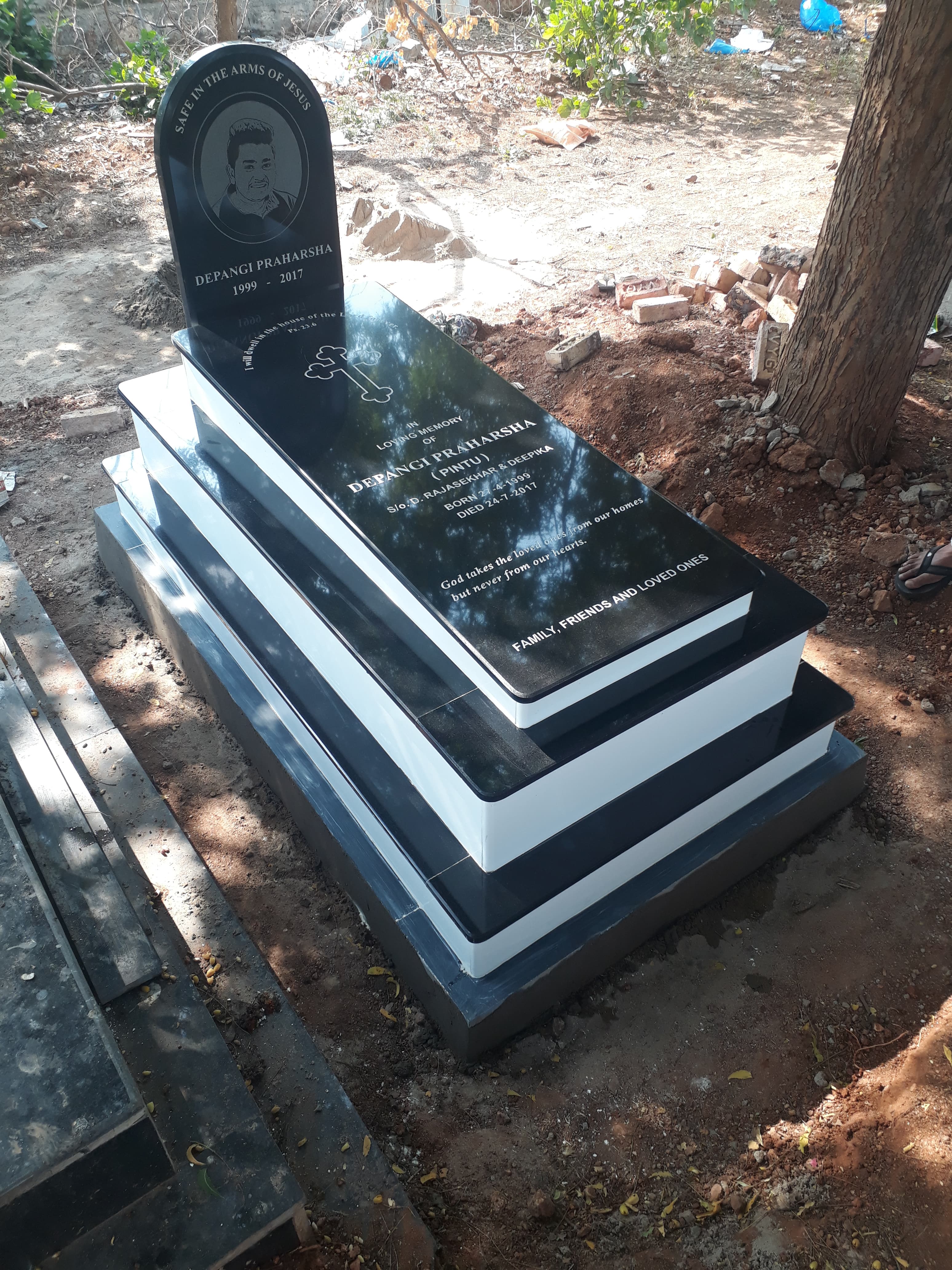 Classical White Marble Stepped Monument with Trefoil Cross